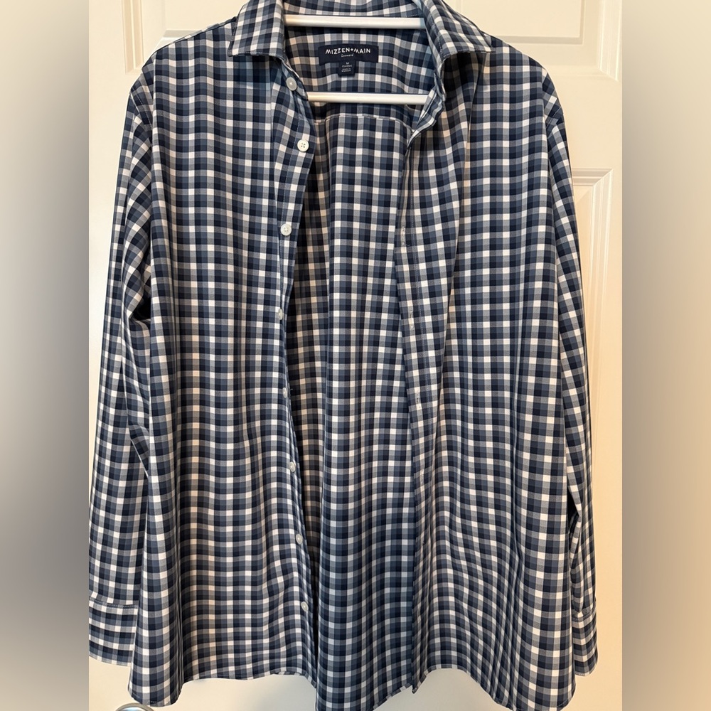 Mizzen+Main Navy Checkered Shirt